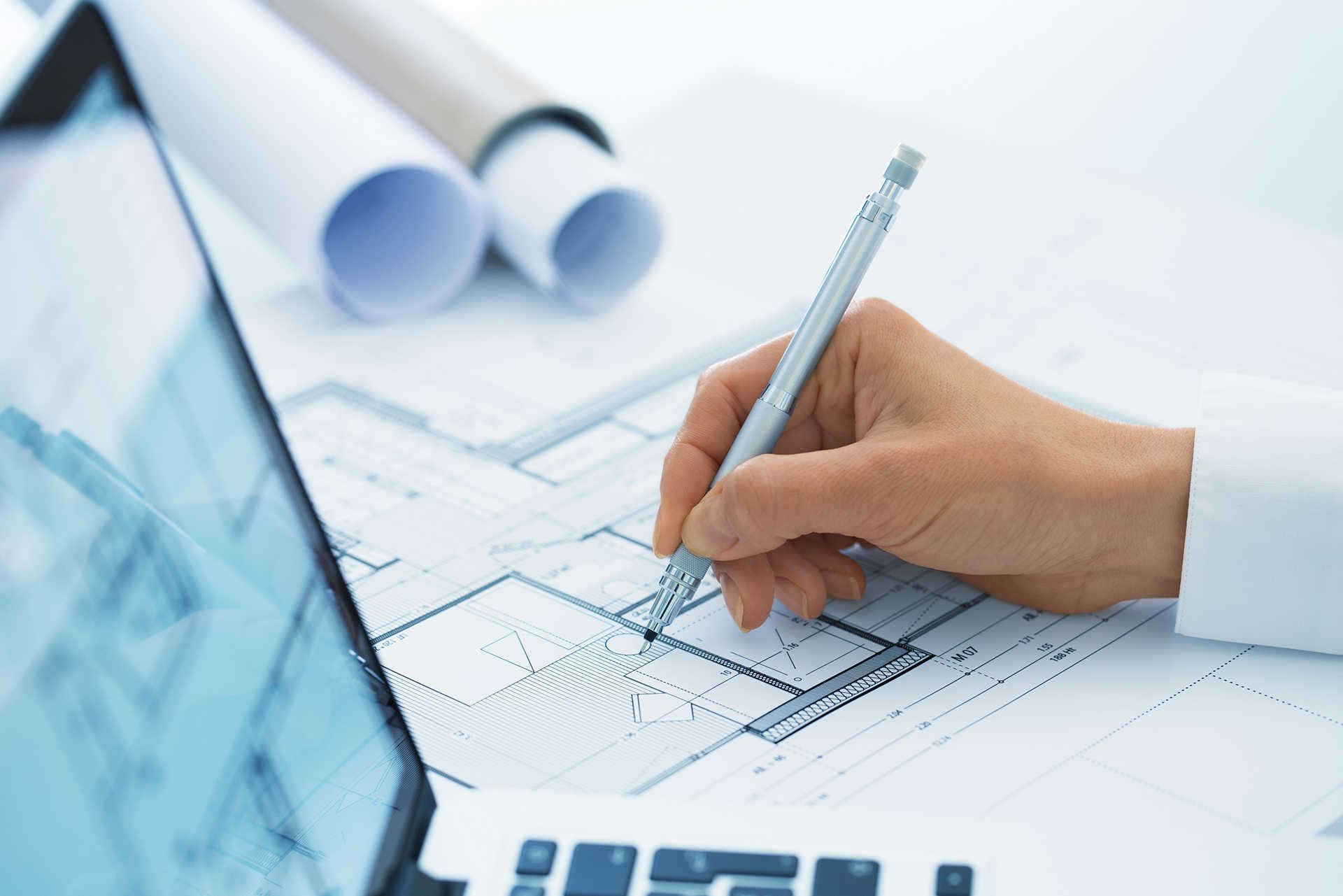 Architekt bei der Arbeit